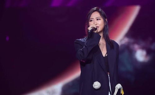 不签公司，不雇经纪人 一位顶级唱作人的独特音乐之路